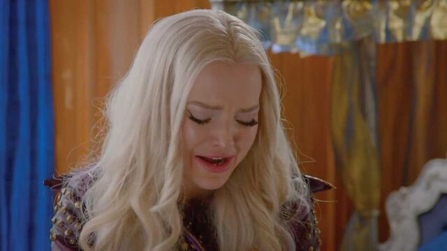 File:Descendants-2-11.jpg
