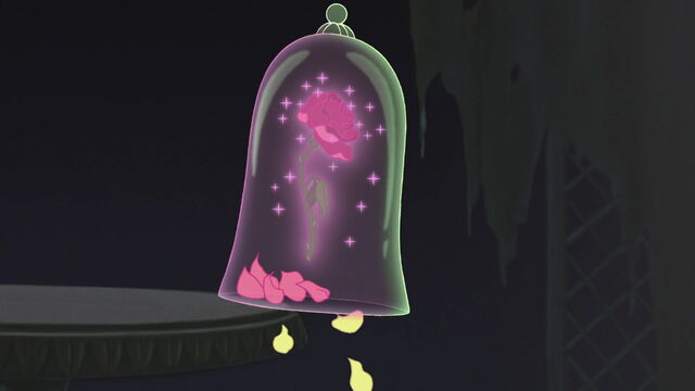File:Beauty-beast-christmas-disneyscreencaps.com-7445.jpg