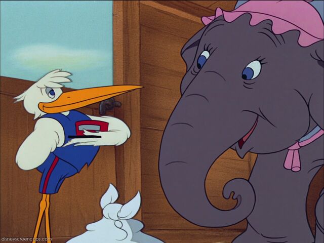 File:Dumbo-disneyscreencaps com-677.jpg