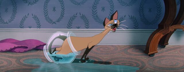File:Lady-tramp-disneyscreencaps com-3884.jpg