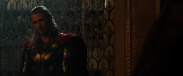 File:Thor-dark-world-movie-screencaps.com-3704.jpg
