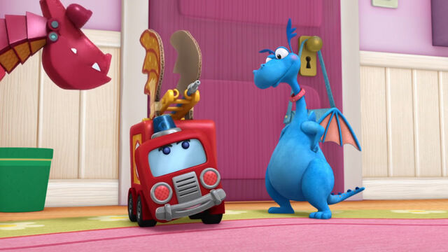 File:Lenny with dragon wings.jpg