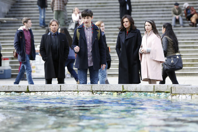 File:OUAT S5 23 44.jpg