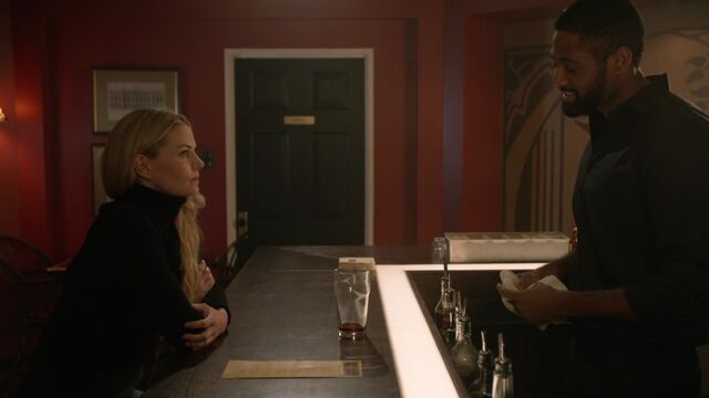 File:Once Upon a Time - 6x15 - A Wondrous Place - Emma and Aesop.jpg