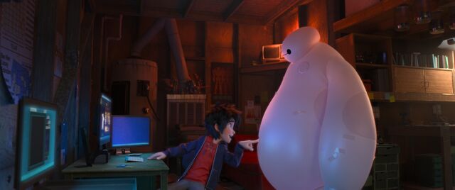 Datei:Baymax und Hiro 3.jpg