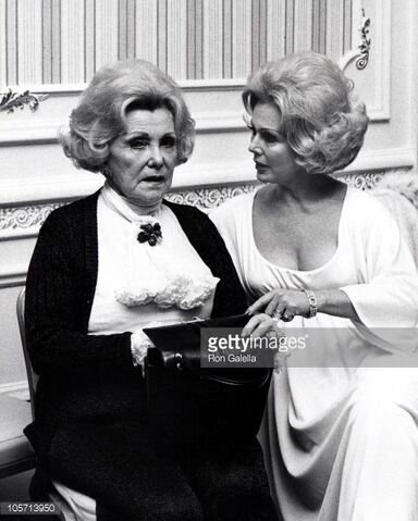 File:Eva with jolie.jpg