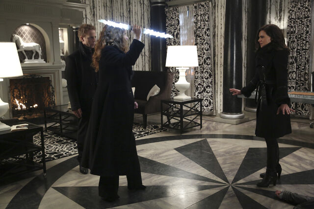 File:OUAT S5 17.jpg