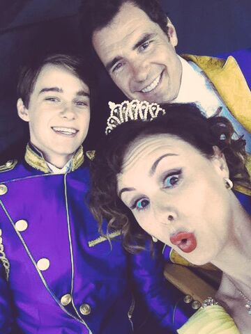 File:Belle-beast-and-ben.jpg-large.jpg