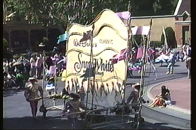 File:SW50thParade3.jpg