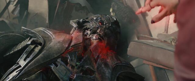 File:WandaRemovingUltron'sHeart.jpg
