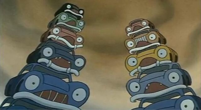 File:JunkCars4.jpg