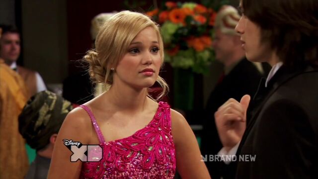 File:Kickin It S03E01 Spyfall 720p tv mkv 001267516.jpg