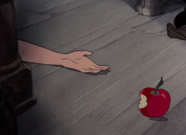File:Snowwhite-disneyscreencaps com-13177.jpg