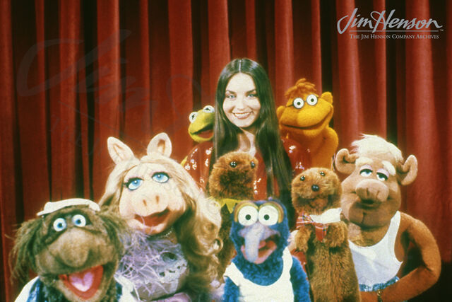 File:MS CrystalGayle adj.jpg