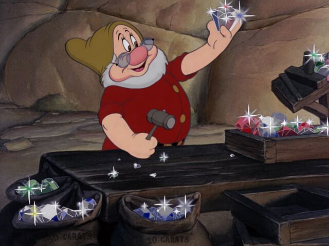 File:Snow-white-disneyscreencaps.com-2389.jpg