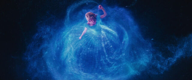 File:Cinderell-2015-disneyscreencaps.com-5974.jpg