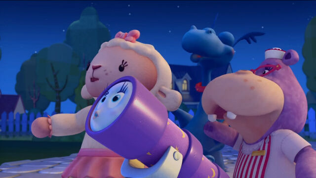 File:Lambie, hallie, stuffy and aurora.jpg