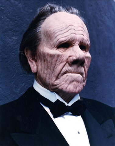 File:Pruneface (tux).jpg