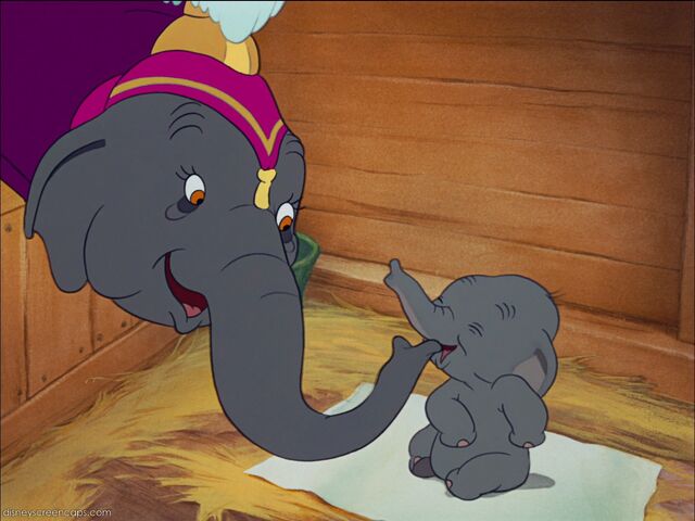 File:MatriarchCuddlingDumbo.jpg