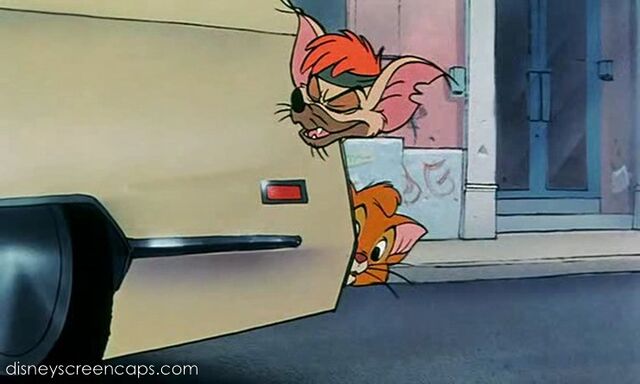 File:Oliver-disneyscreencaps.com-3447.jpg
