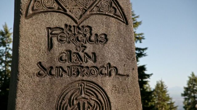 File:Furgus's Tombstone Up-Close.jpg