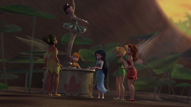 File:Tinker-bell-disneyscreencaps.com-5361.jpg