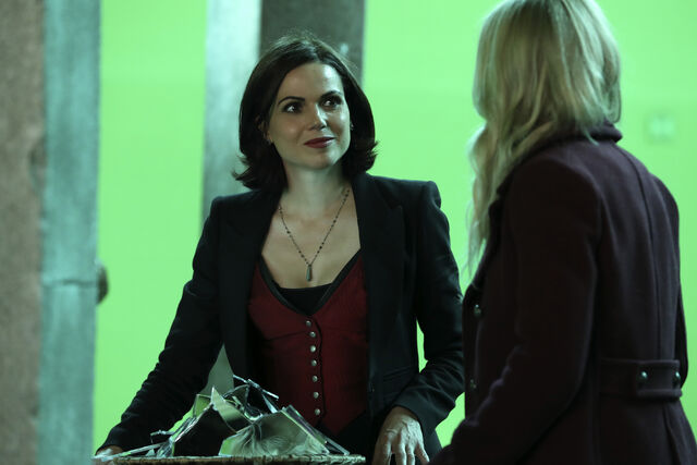 File:Once Upon a Time - 6x08 - I'll Be Your Mirror - Production Images - 3.jpg