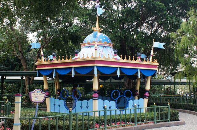 File:Fantasy Gardens 04.jpg