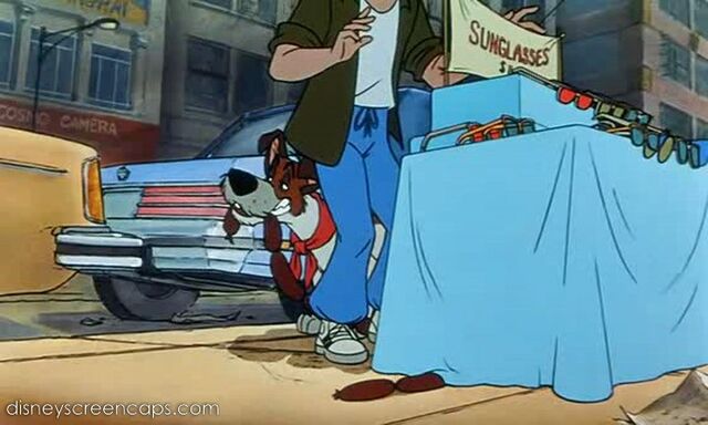 File:Oliver-disneyscreencaps.com-1161.jpg