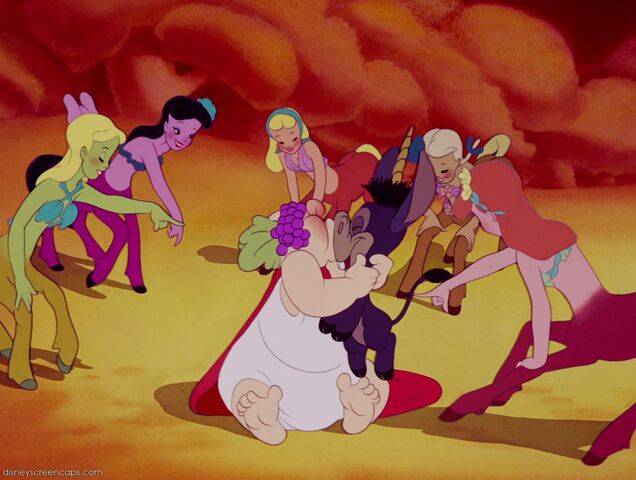 File:Fantasia-disneyscreencaps com-6871.jpg
