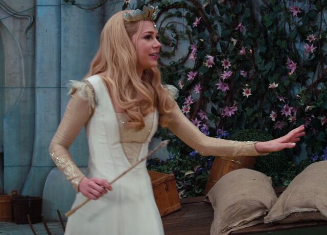 File:Oz-great-powerful-disneyscreencaps.com-10075.jpg