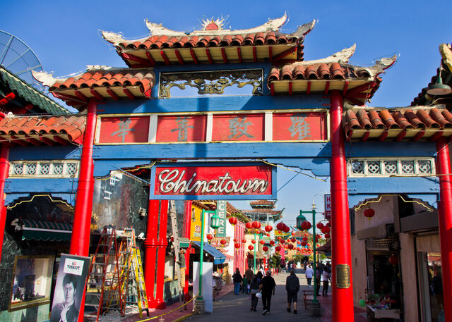 File:Chinatown gate, Los Angeles.jpg