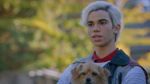 File:Descendants-2-31.jpg
