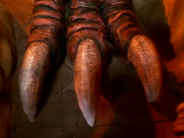 File:Garydilofoot.png