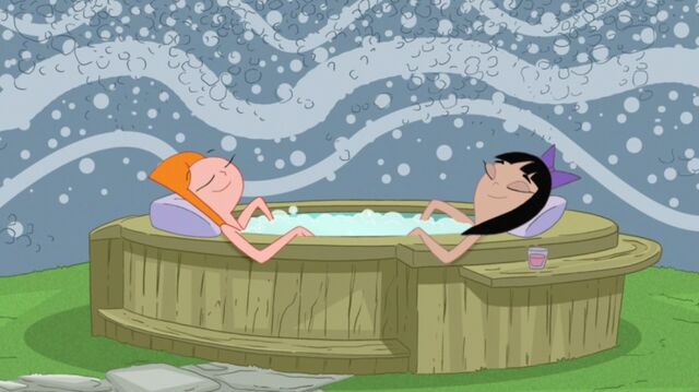 File:Candace and Stacy hot tubbing.jpg