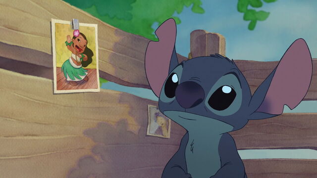File:Liloandstitch2-204.jpg