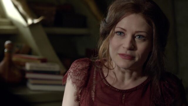 File:Once Upon a Time - 6x03 - The Other Shoe - Belle.jpg