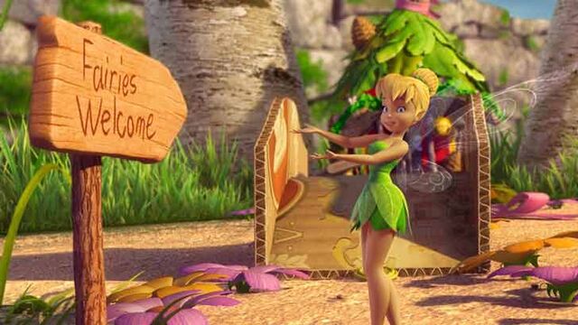 File:Tinkerbell-fairy-rescue-peek.jpg
