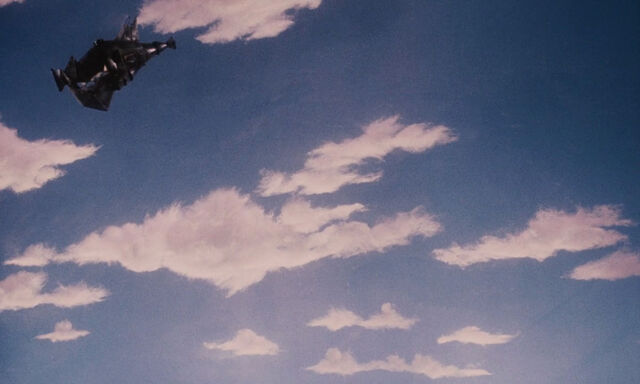 File:James-giant-peach-disneyscreencaps com-4005.jpg