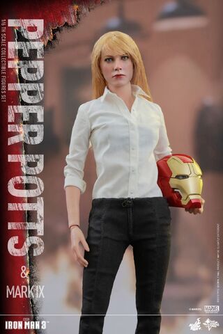 File:Iron Man Mark IX and Pepper Hot Toys 06.jpg