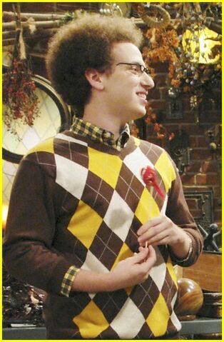 File:Wizards-place-hugh-normous-02.jpg