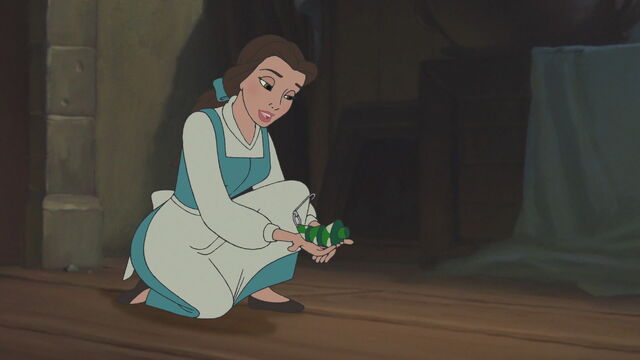 File:Beauty-beast-christmas-disneyscreencaps.com-2502.jpg