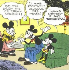 813967-mrs. mouse1
