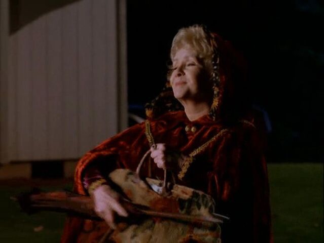 File:Halloweentown-disneyscreencaps.com-555.jpg