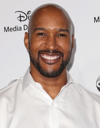 File:Henry Simmons.jpg