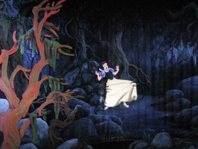 File:Snowwhiteinforest.jpg