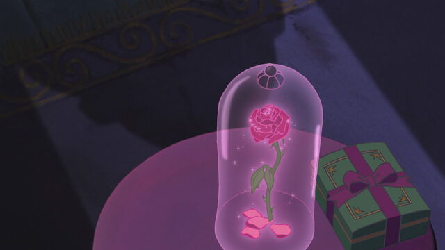 File:Beauty-beast-christmas-disneyscreencaps.com-6647.jpg