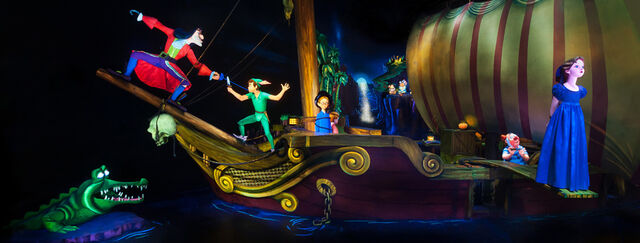 File:N015221 2020juil22 peter-pan-flight-dark 926x351.jpg
