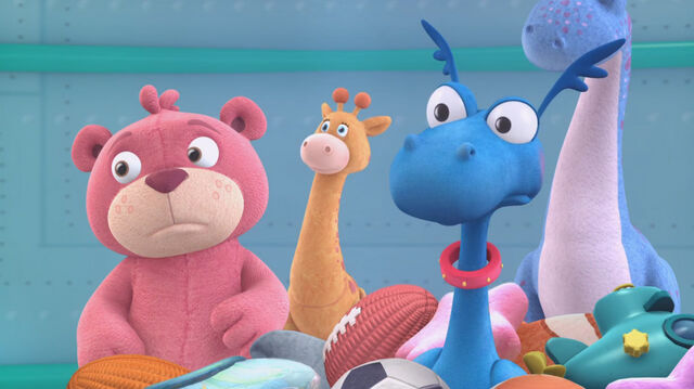 File:Stuffy in the claw machine.jpg
