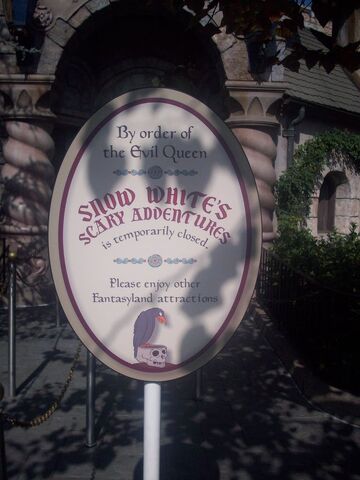 File:Swclosedsign.jpg